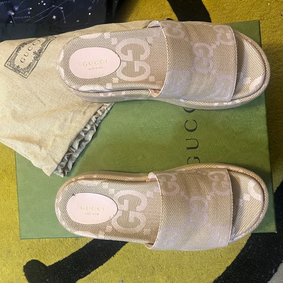 Gucci Wmns Platform Slide Sandal’ Jumbo GG - Beige Light Pink - Picture 4 of 5
